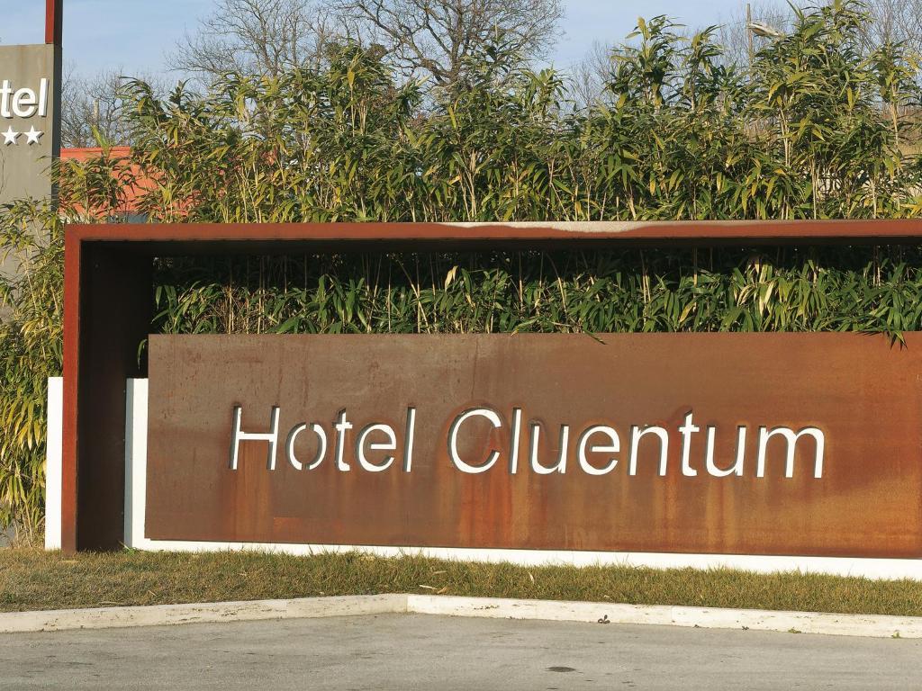 Hotel Cluentum Tolentino Exteriör bild